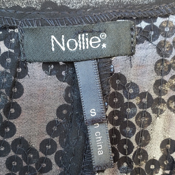 ♡3/$20 Black sheer and sequins crop tank - Picture 3 of 6